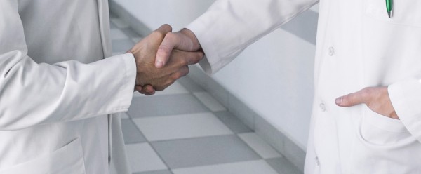 CẦN HỢP TÁC BS CÓ CCHN 54 THÁNG ĐỨNG PK NHA KHOA (ưu tiên miền TÂY)