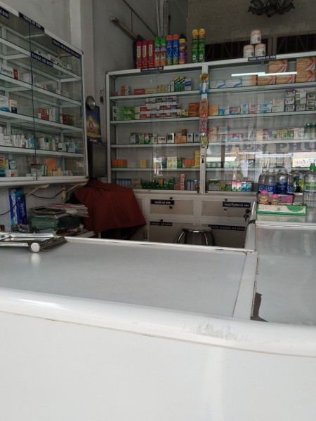 Cần sang lại nhà thuốc tây đạt GPP đang hoạt động quận 8 (chính chủ)