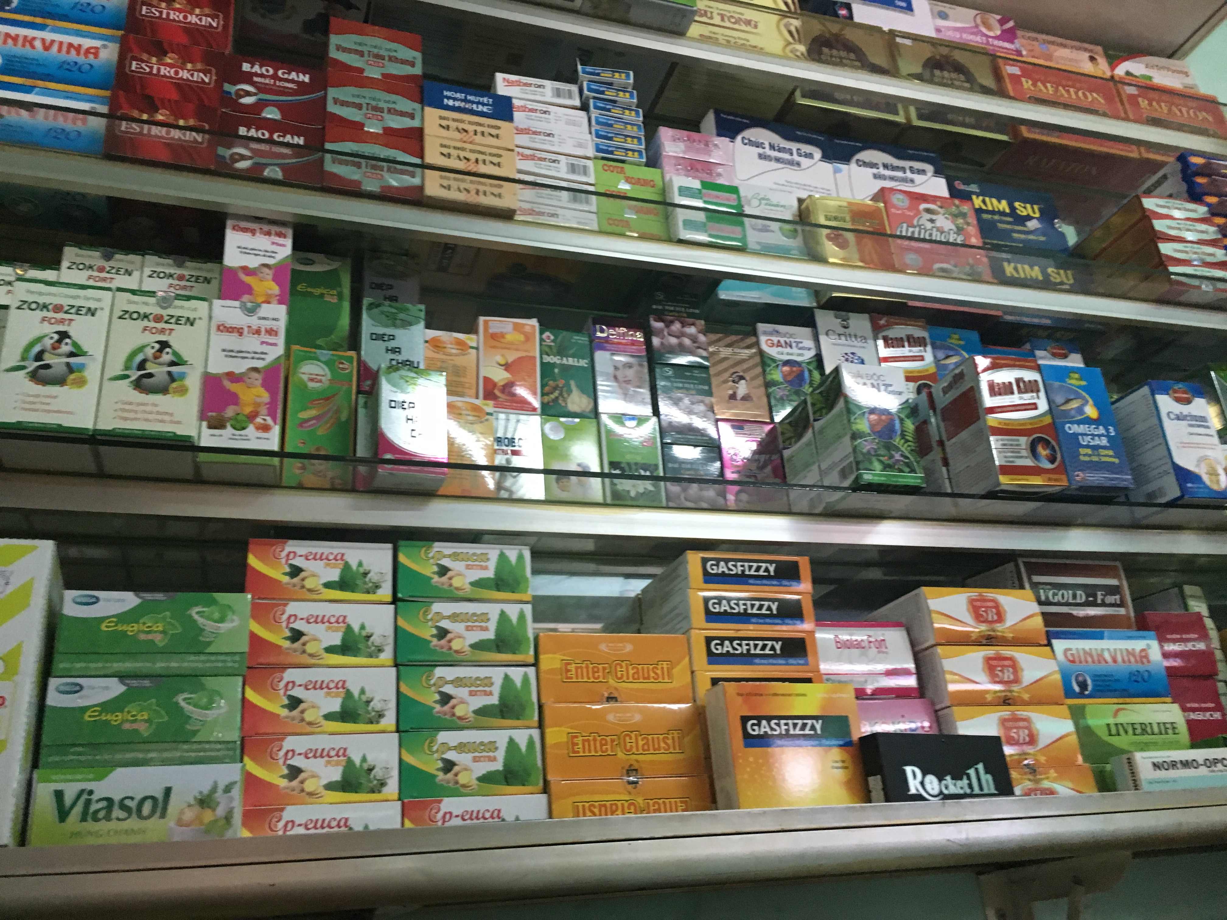 Cần sang nhà thuốc