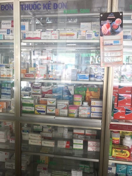 Cần sang nhà thuốc mặt tiền đường Nơ Trang Long, Q. Bình Thạnh