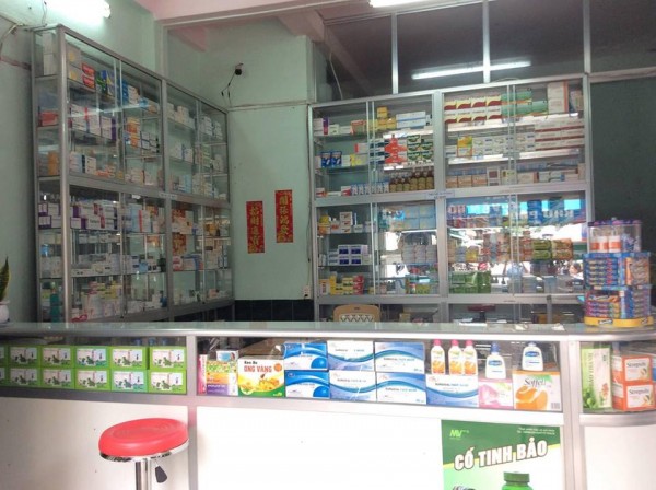 CẦN SANG NHÀ THUỐC QUẬN 10.