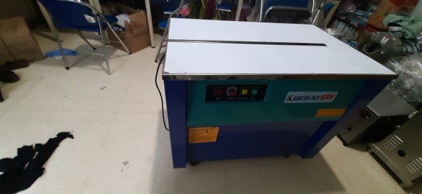 Máy đóng đai thùng cattong, máy quấn dây đai,máy đóng đai thùng, máy đai thùng bán tự động