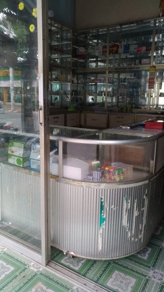 SANG NHÀ THUỐC Q12 