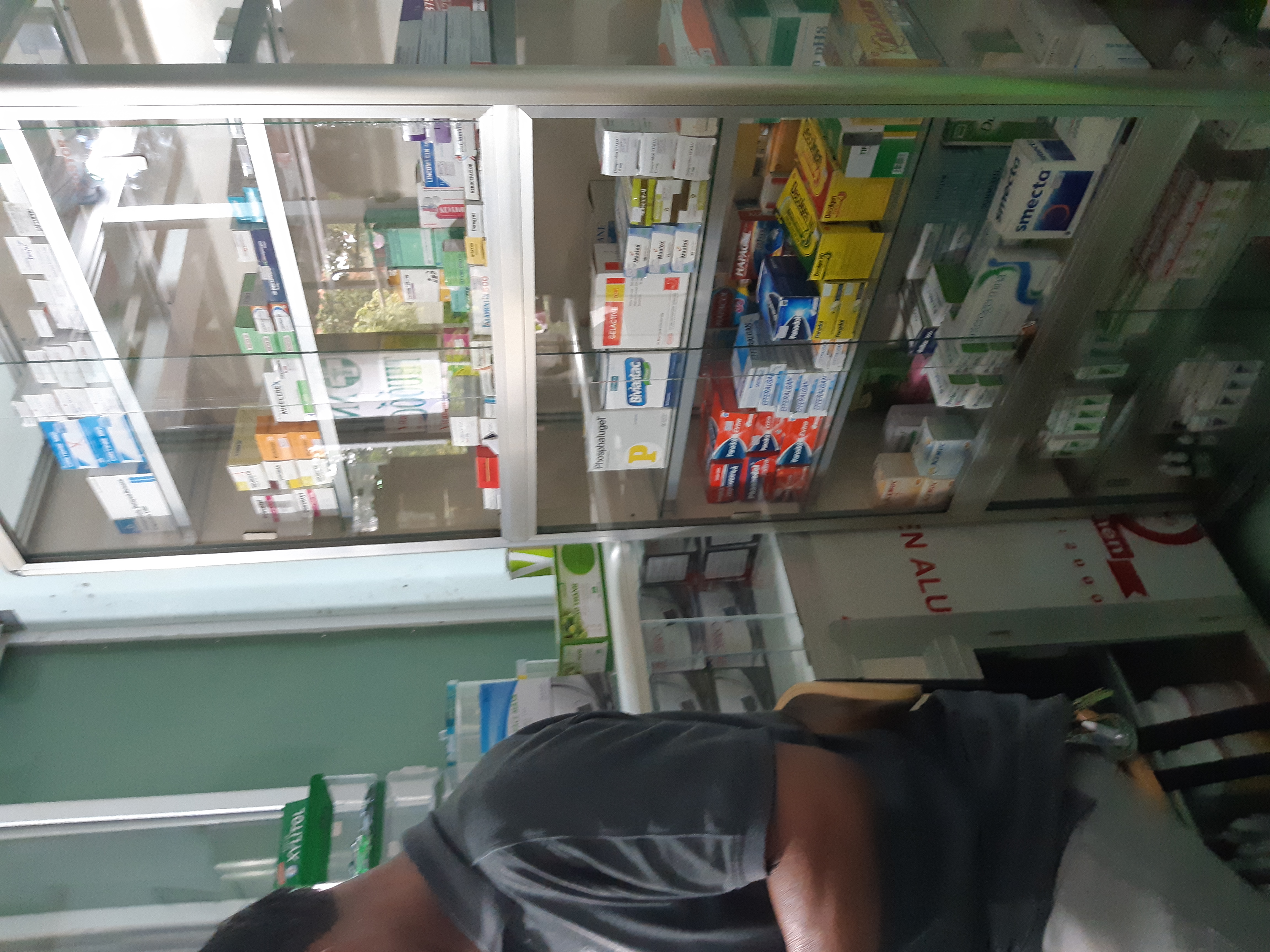 Sang nhà thuốc quận 12, tphcm