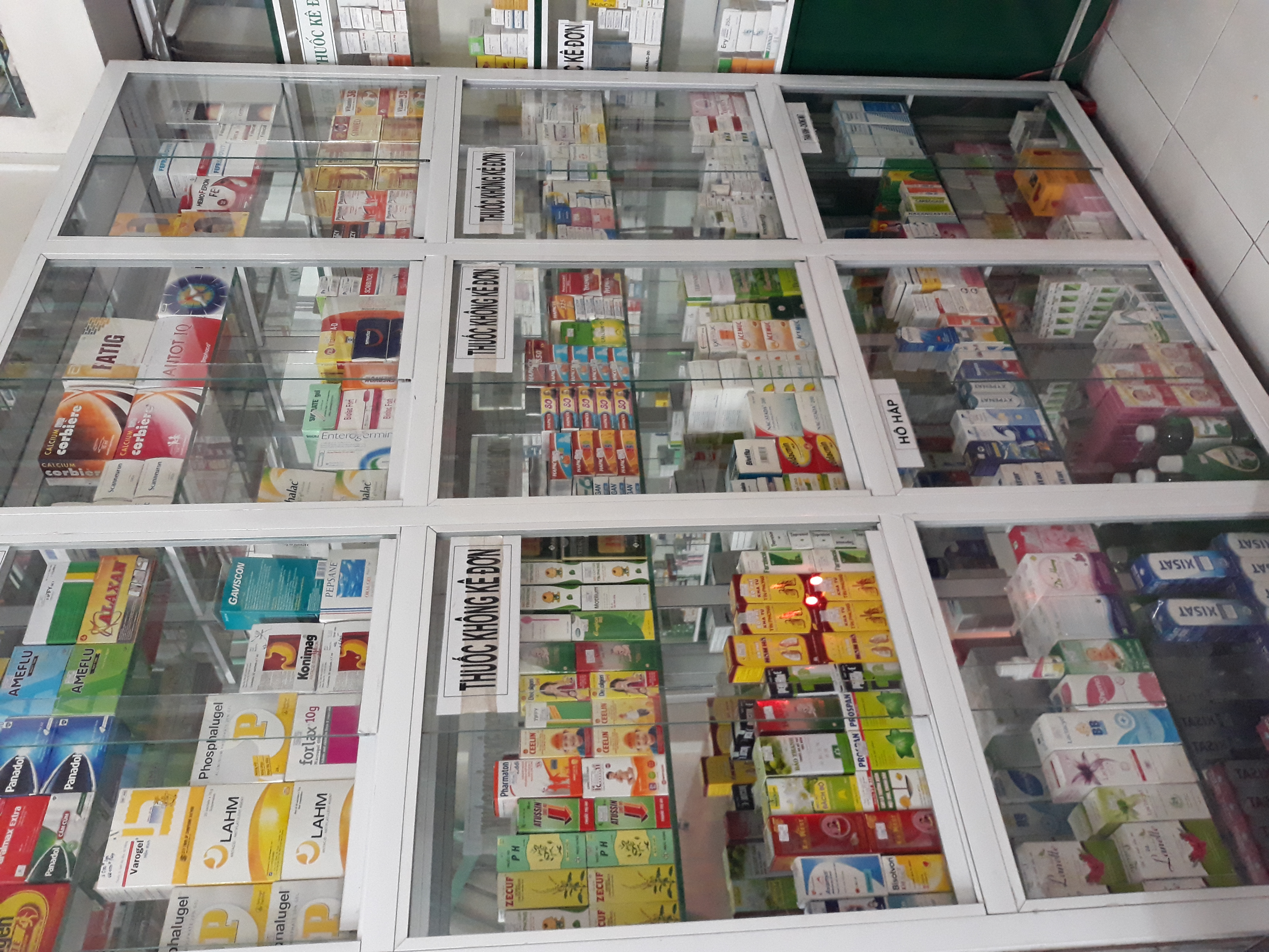 Sang nhà thuốc tây quận 12