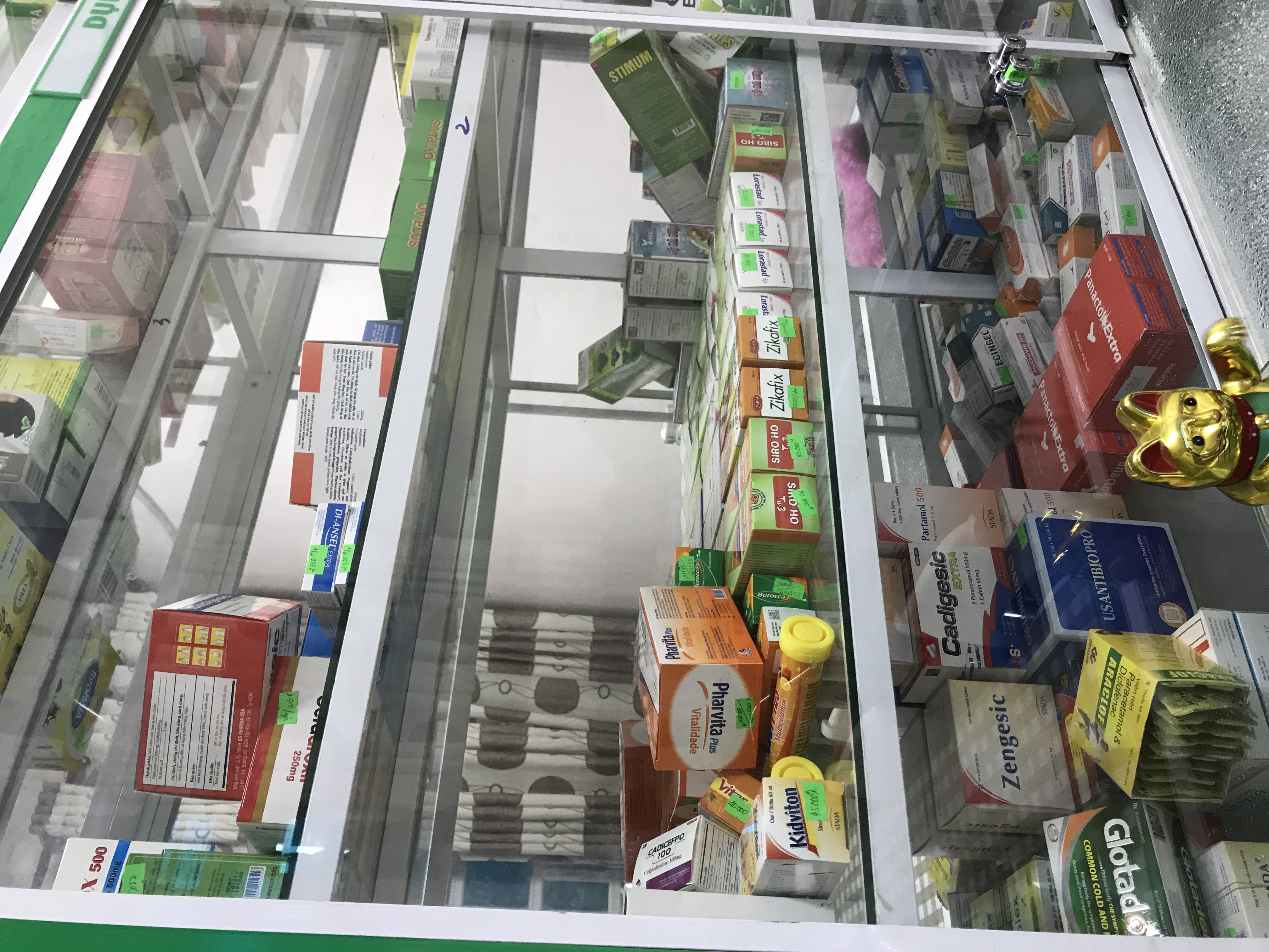 SANG NHƯỢNG NHÀ THUỐC TÂY TRUNG TÂM Q.7