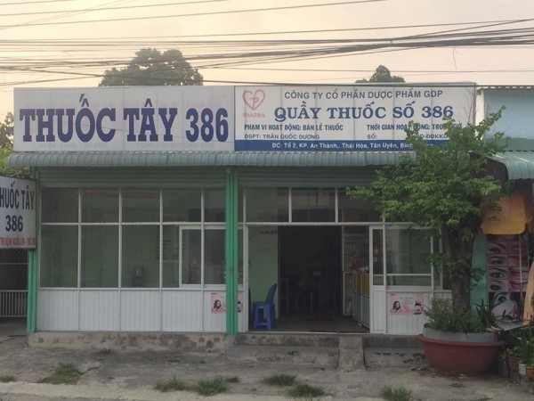 sang tiệm thuốc giấy tờ hợp lệ 4 năm rộng 100m2 + 7 giường bệnh gần kcn, dân cư , 6 trường học