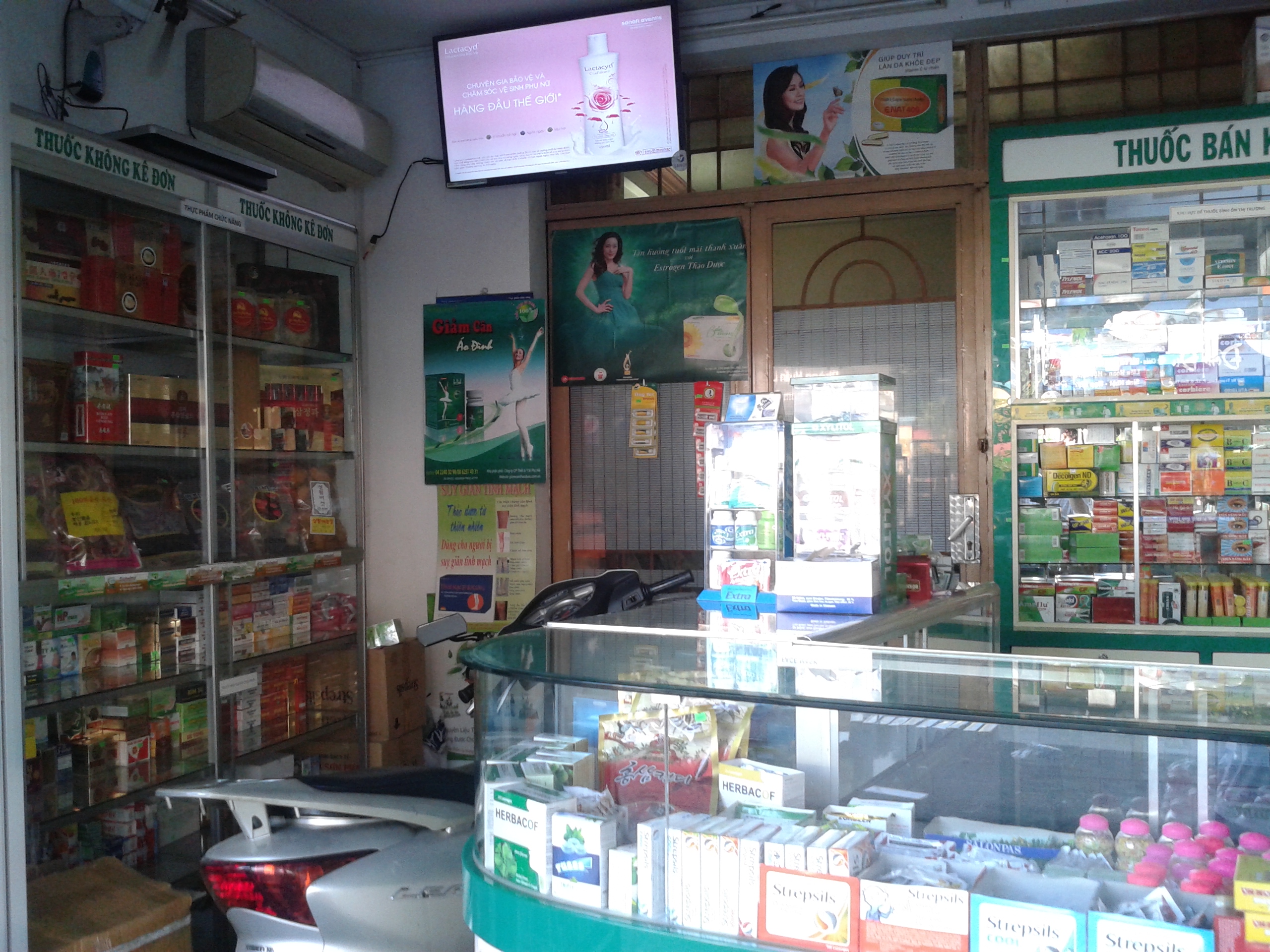 Sang tiệm thuốc tây GPP tại đường Nơ Trang Long - Quận Bình Thạnh