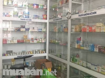 Thanh ly quay+3 tu thuoc con rat moi Trung My Tay, Q12 gia 10 tr